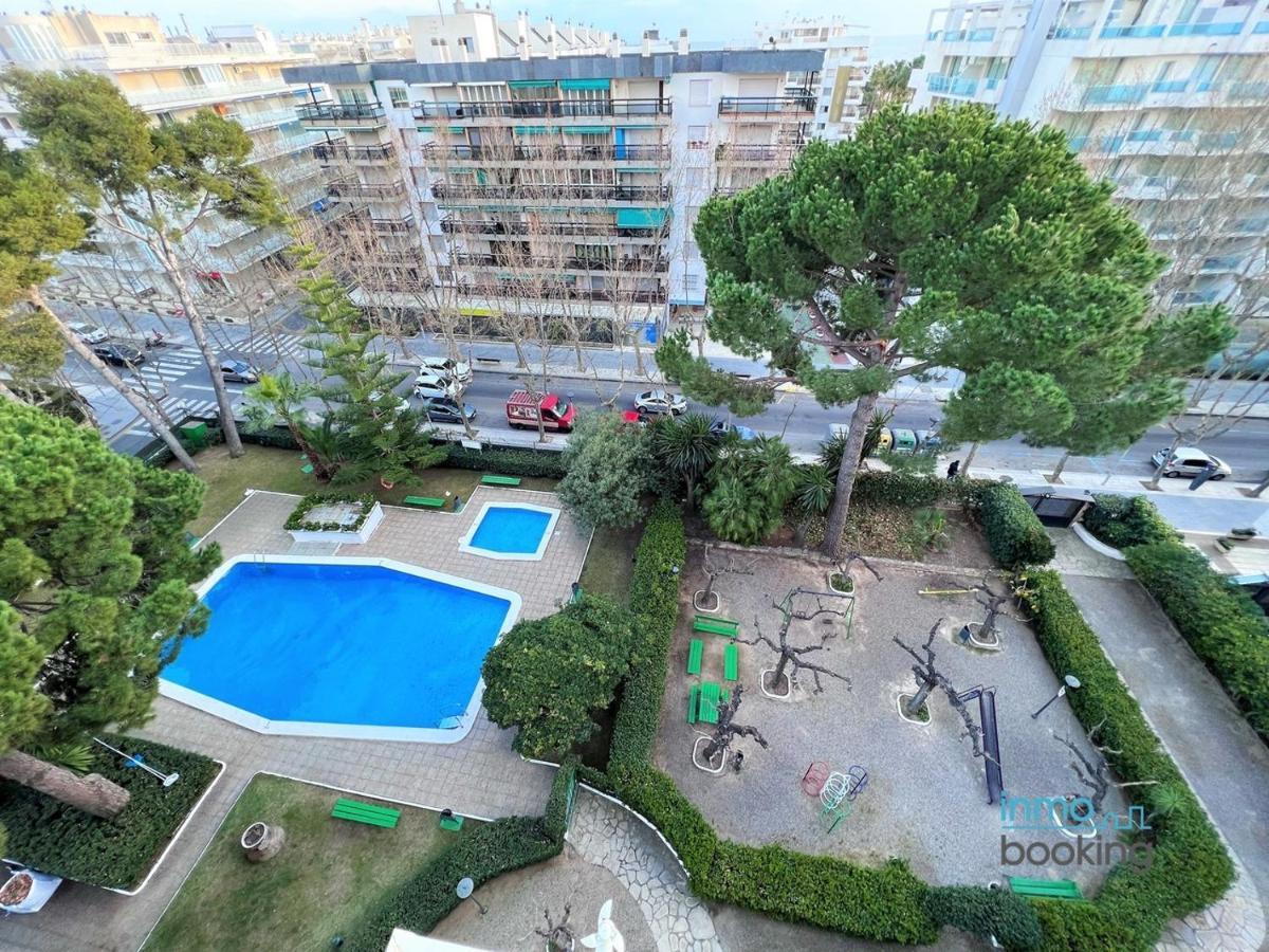 Sun Beach Gisamar Салоу Екстериор снимка