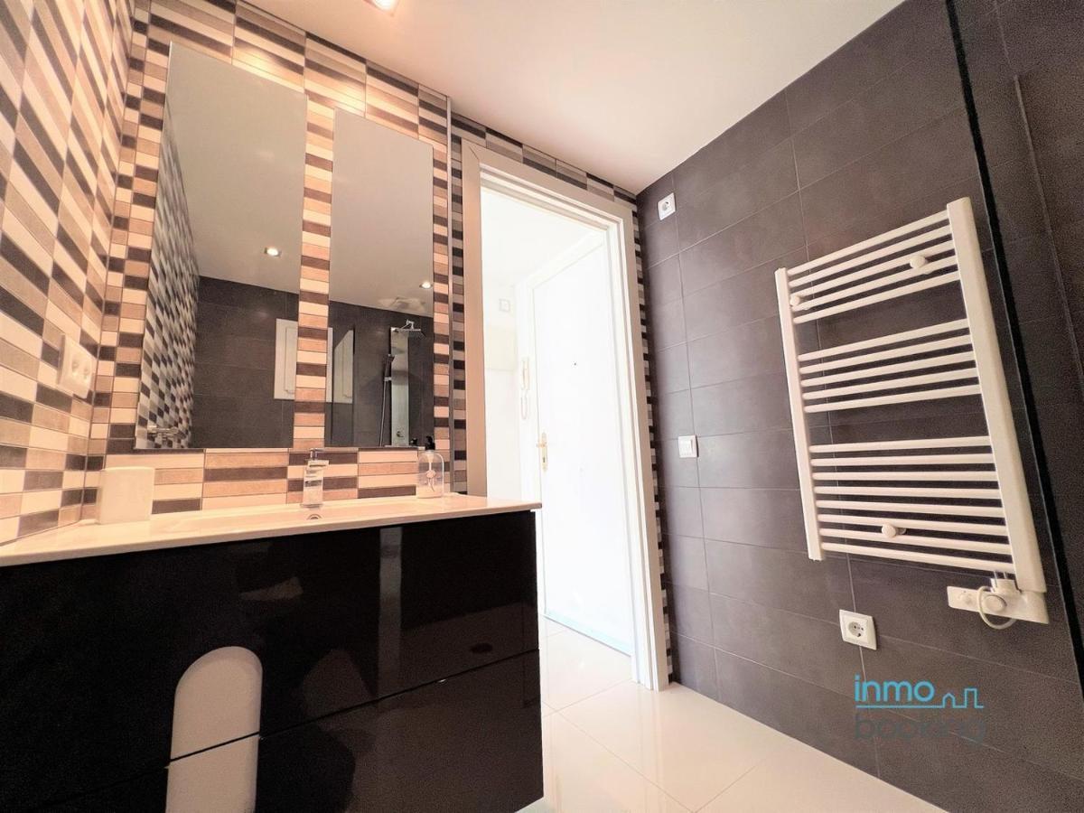 Sun Beach Gisamar Салоу Екстериор снимка
